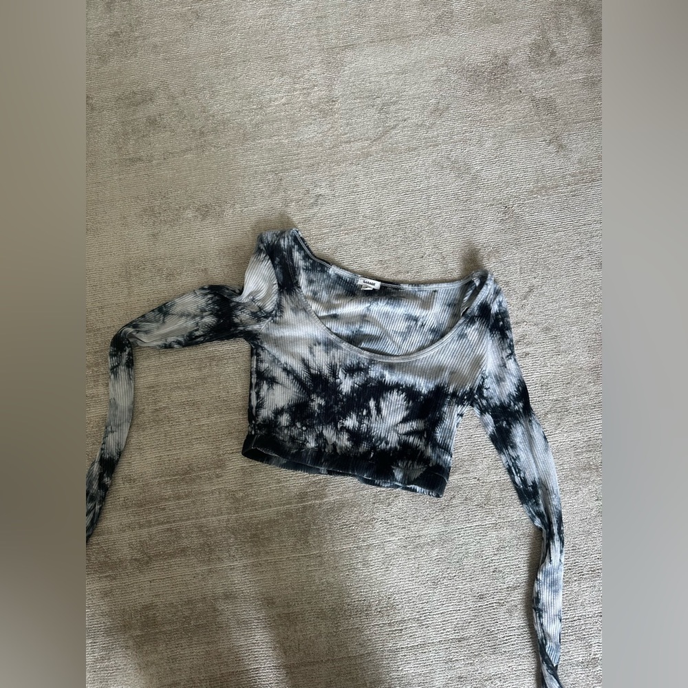 garage crop top